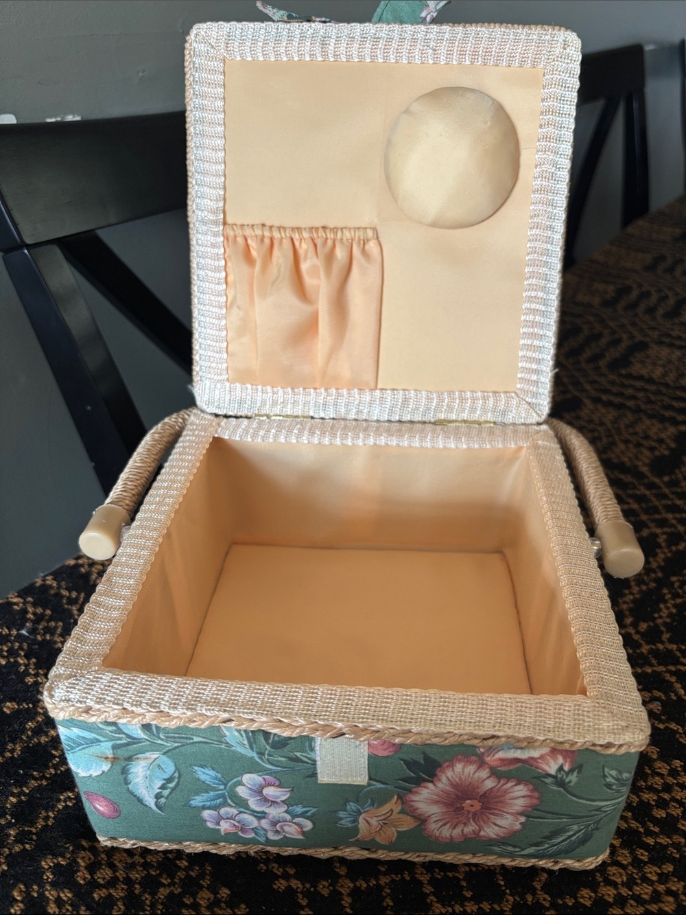 VTG Floral Fabric Sewing Basket with Woven Handle - Green & Pink - Picture 2 of 5